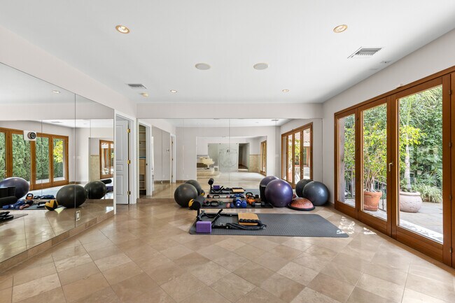 Building Photo - 12510 W Sunset Blvd
