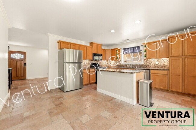 Building Photo - Charming 4-Bedroom  2B- Bath Home in Fillmore!