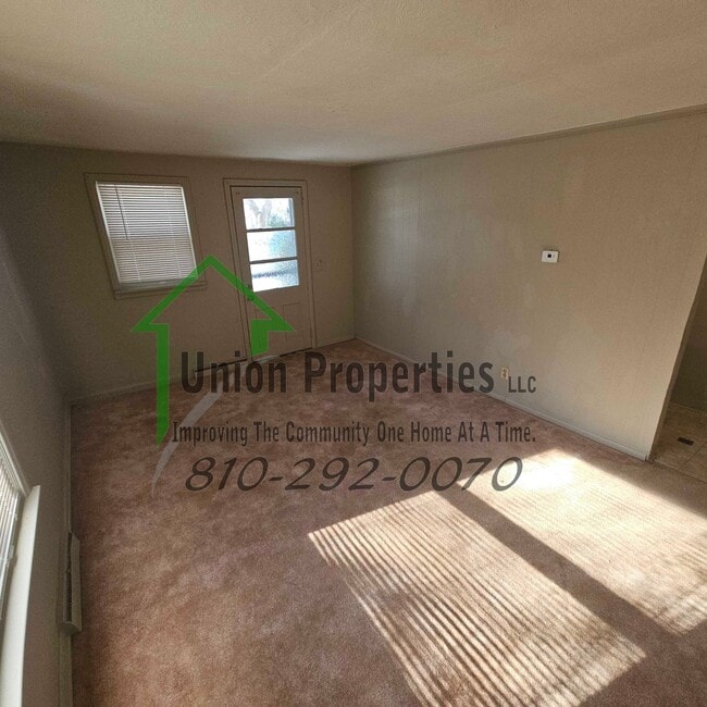 Building Photo - 2612 16th Ave