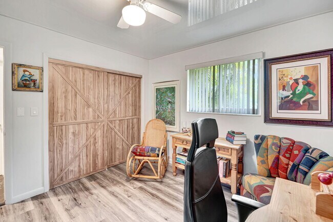 Building Photo - 9980 SW 83rd Ave