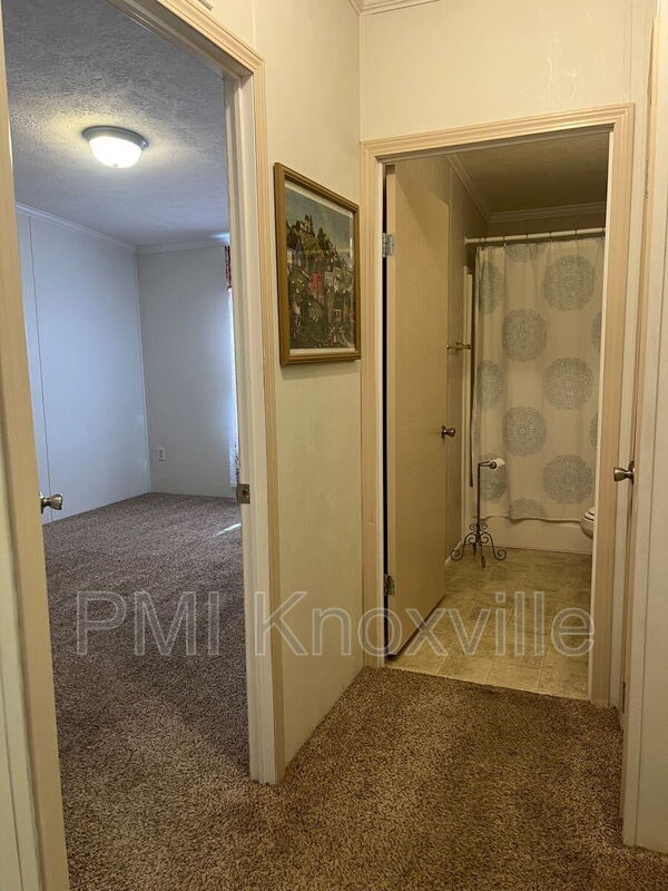 Building Photo - 8821 Trout Rd