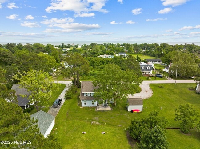 Building Photo - 1218 Marshallberg Rd