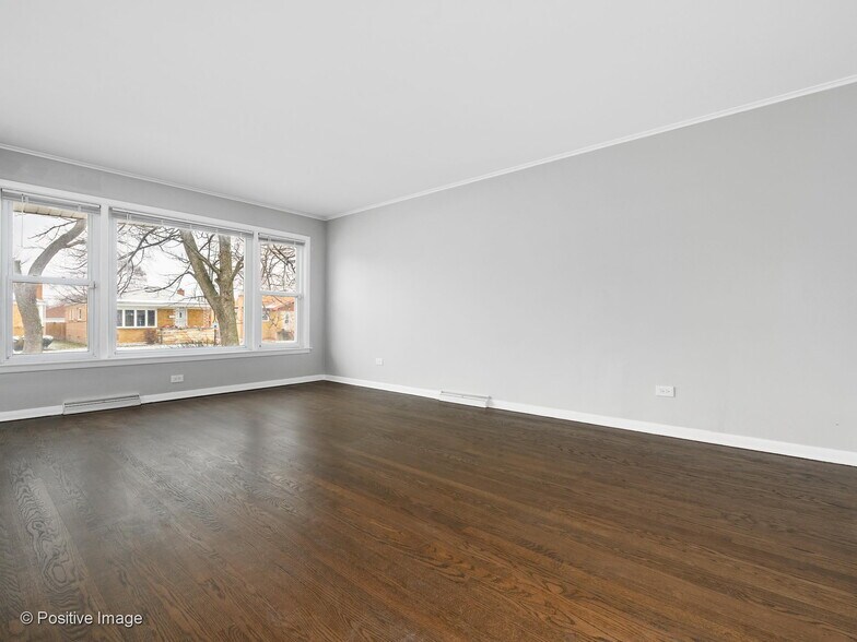 Building Photo - 14341 Dobson Ave
