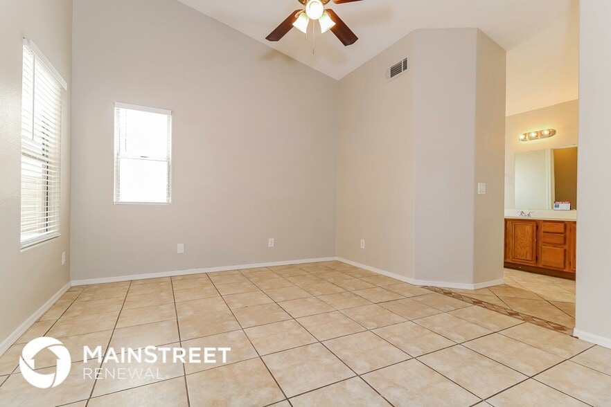 Building Photo - 7721 W Rancho Dr