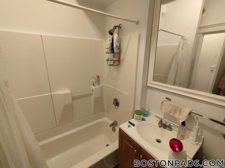 Building Photo - 270 Huntington Ave