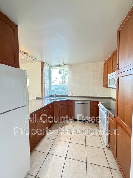 Building Photo - 46133 Highway 74