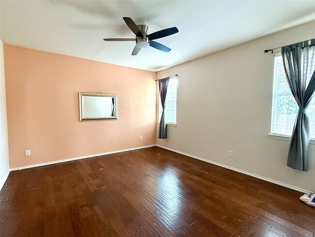 Building Photo - 9724 Windburn Dr