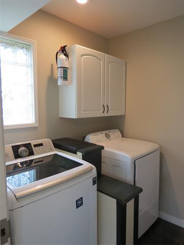 Building Photo - 1234 Briarcove Dr