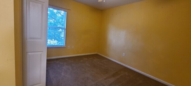 Building Photo - 9420 Osprey Branch Trail