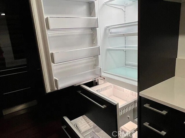 Building Photo - 6250 Hollywood Blvd