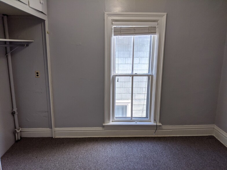 Bedroom 2 - 433 S Governor St