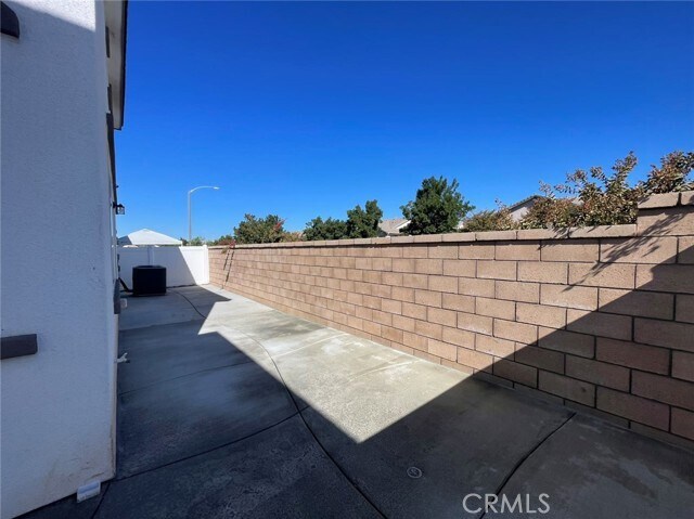 Building Photo - 31832 Gimbal Wy