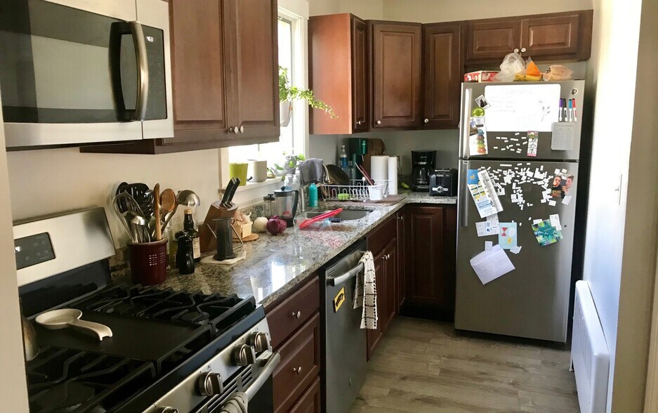 Primary Photo - 7 Quincy St