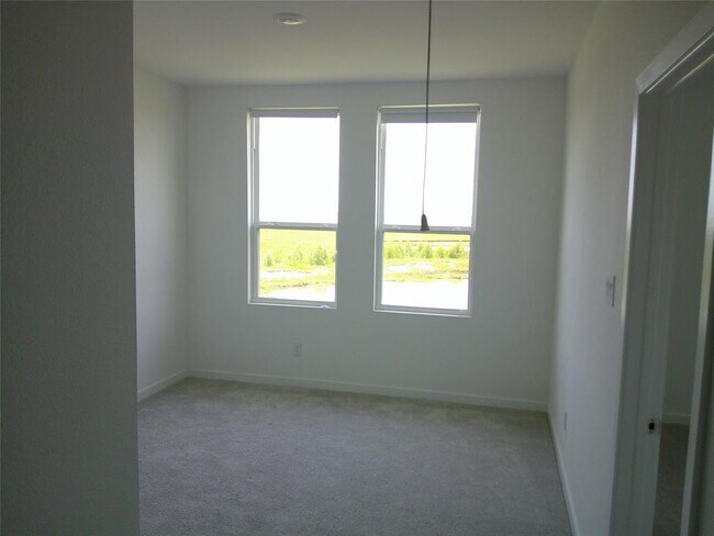 Building Photo - 12715 Dog Canyon Trl