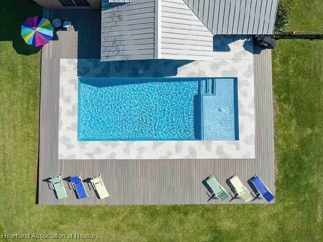 Building Photo - 3116 Tanglewylde Ave