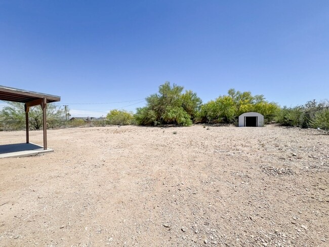 Building Photo - 29 Palms Home with Mountain Views