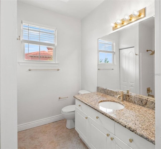 Building Photo - 2724 Via Murano