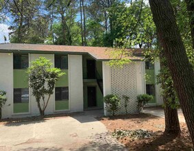 Building Photo - Newly renovated Quadplex with close proximity to Harbison Blvd - 3643 Apt A