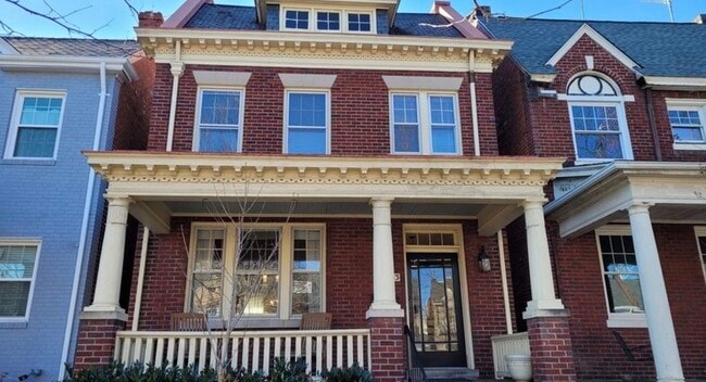 Primary Photo - 3213 W Grace St