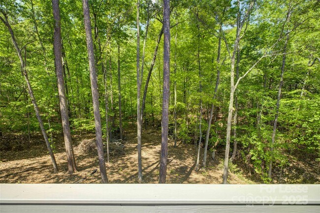 Building Photo - 9810 Daufuskie Dr