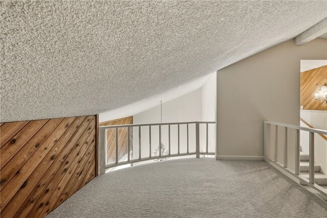 Building Photo - 23821 Hillhurst Dr