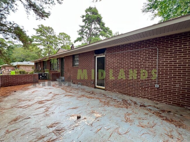 Building Photo - 1545 S Beltline Blvd