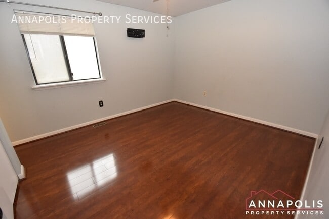 Building Photo - 130 Dennis Rd