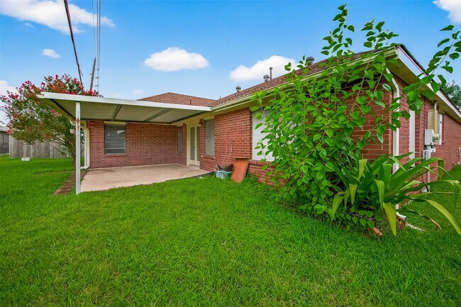 Building Photo - 914 W Peach Hollow Cir