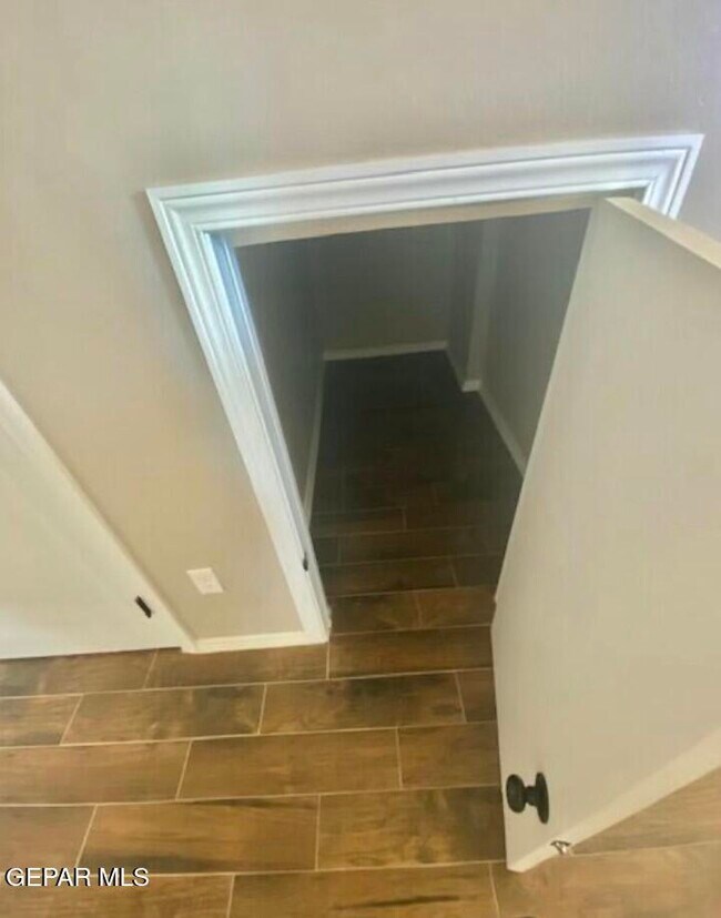 Building Photo - 405 S 7th St