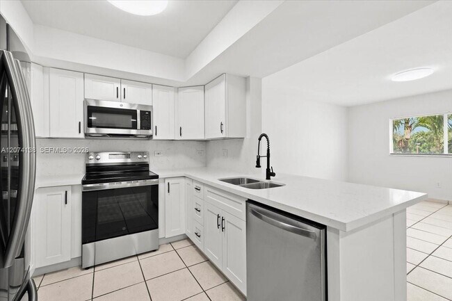 Building Photo - 3610 N 56th Ave