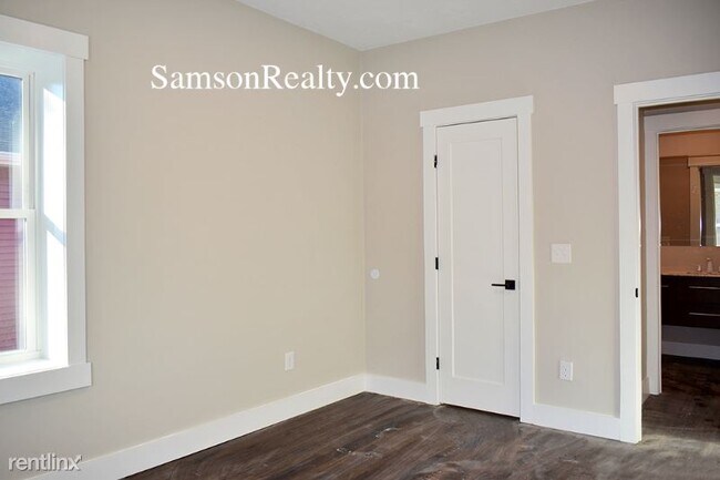 Building Photo - 3 br, 2.5 bath Condo - 1 Charlies Way