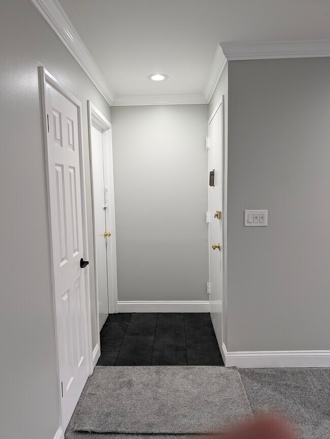 Building Photo - 107 Kennedy Dr