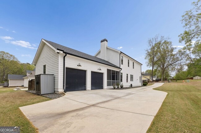 Building Photo - 98 Middle St