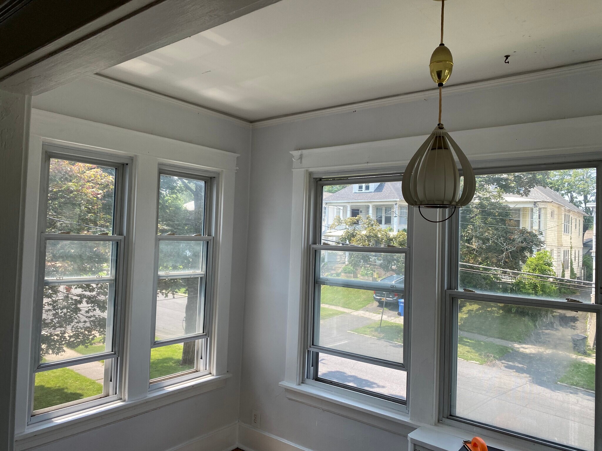 Sunroom Looking Left - 66 S Main Ave