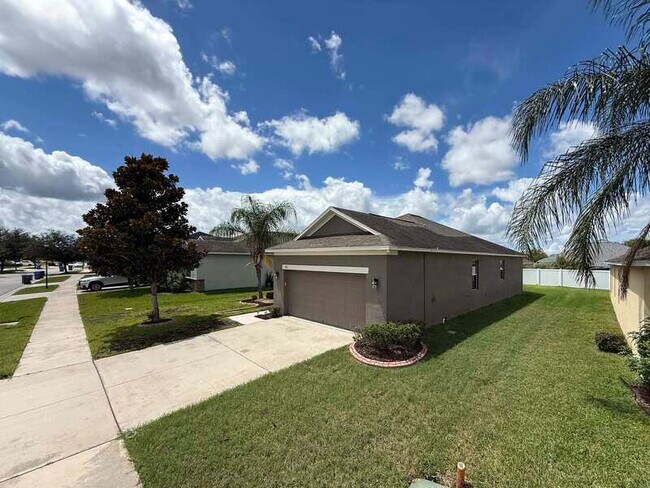 Building Photo - 930 Meadow Glade Dr