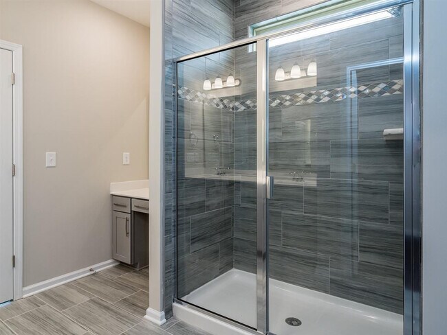 Building Photo - 128 Blue Hydrangea Ln