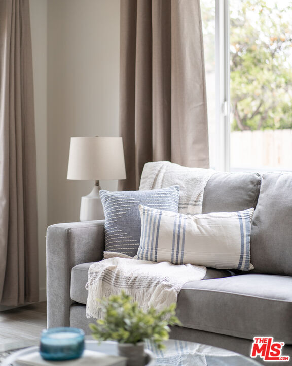 Building Photo - 329 Rosemont St