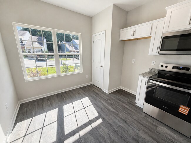 Building Photo - 1112 Brooksridge Way