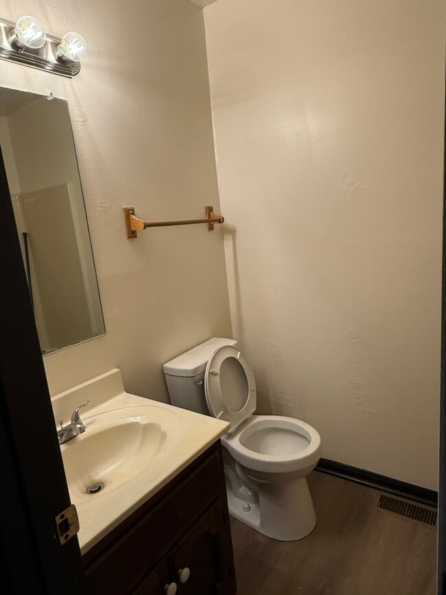 Building Photo - Georgetown property