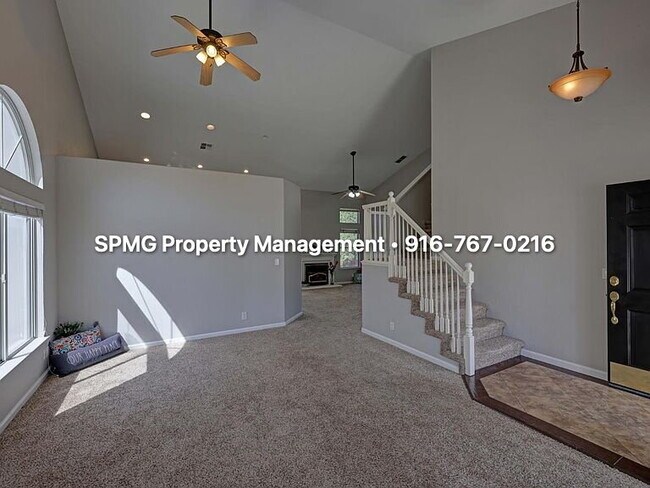 Building Photo - Beautiful 4BR/3BA Home in Rocklin 3-Car Garage & Low-Maintenance Backyard