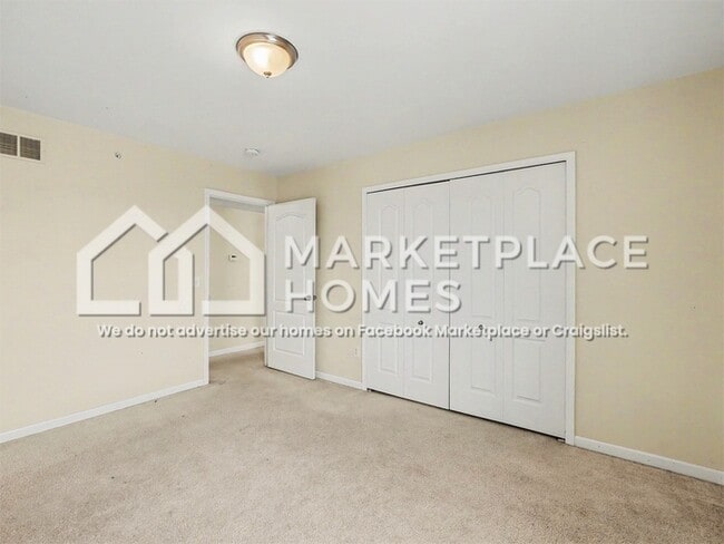 Building Photo - 2804 Riversedge Dr