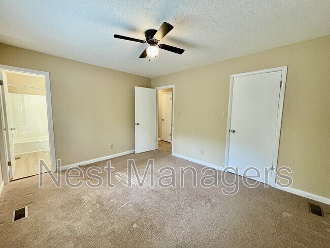 Building Photo - 5967 Lake Trail Dr