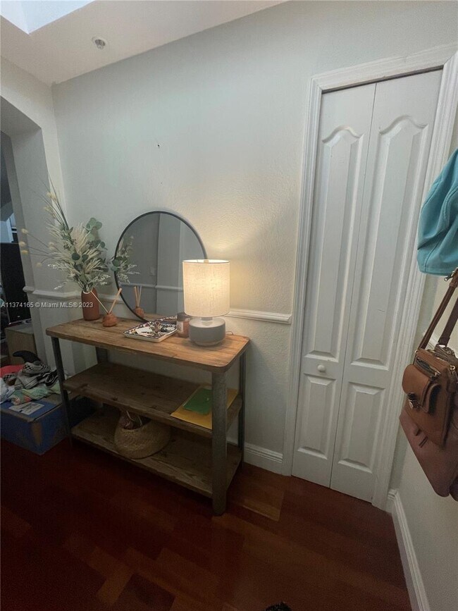 Primary Photo - 8956 W Flagler St