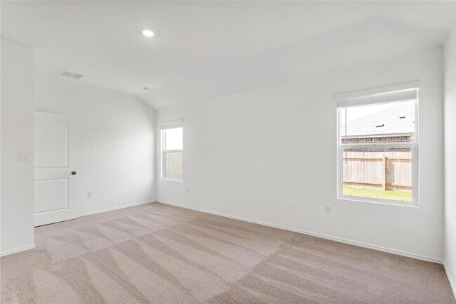 Building Photo - 117 Imola St