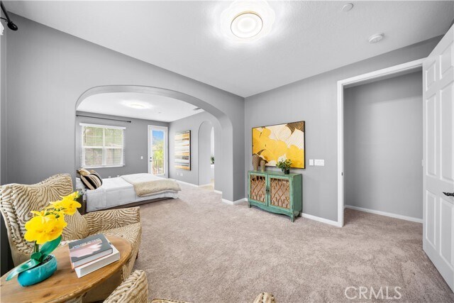 Building Photo - 46239 Lone Pine Dr