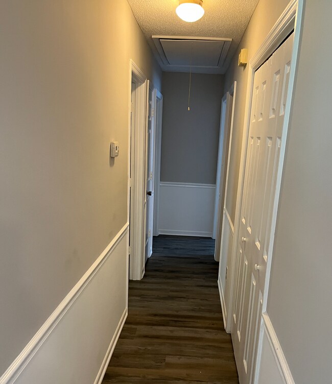 Building Photo - 383 Hw417