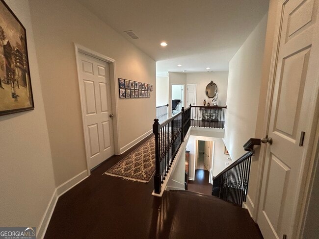 Building Photo - 12274 Ferncreek Dr