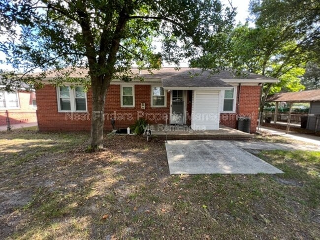 Building Photo - 2144 Southampton Rd
