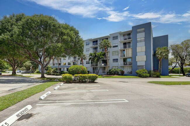 Building Photo - 500 Executive Center Dr