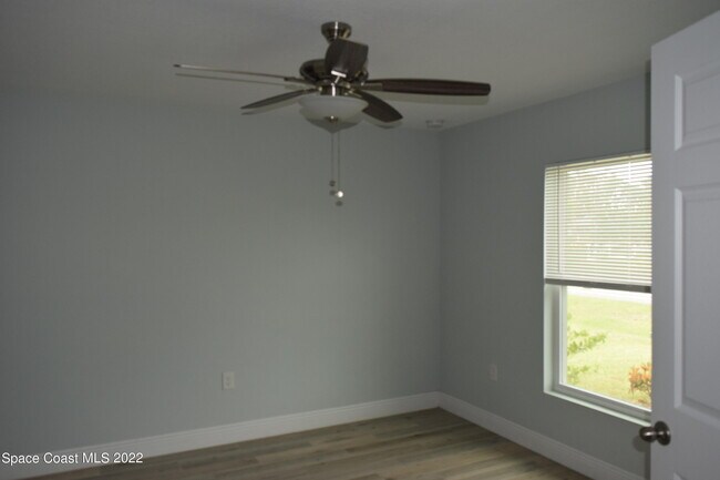 Building Photo - 1328 Hazel St NW